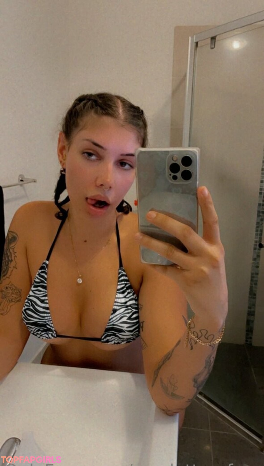 Foto desnuda filtrada de OnlyFans de Scarlettrayfree #47 Foto desnuda filtrada de OnlyFans de Scarlettrayfree #47