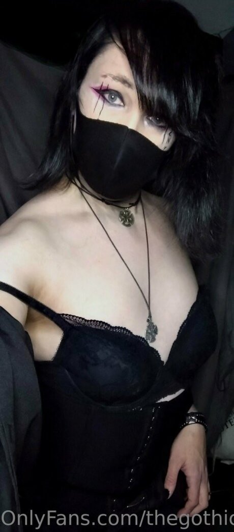 Thegothiccfemboy