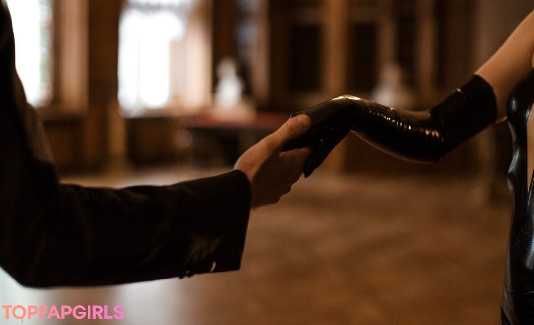 Foto desnuda filtrada de OnlyFans de Anya Ichios #186 Foto desnuda filtrada de OnlyFans de Anya Ichios #186