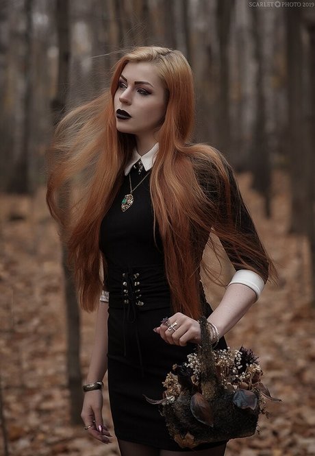 Anya Ichios