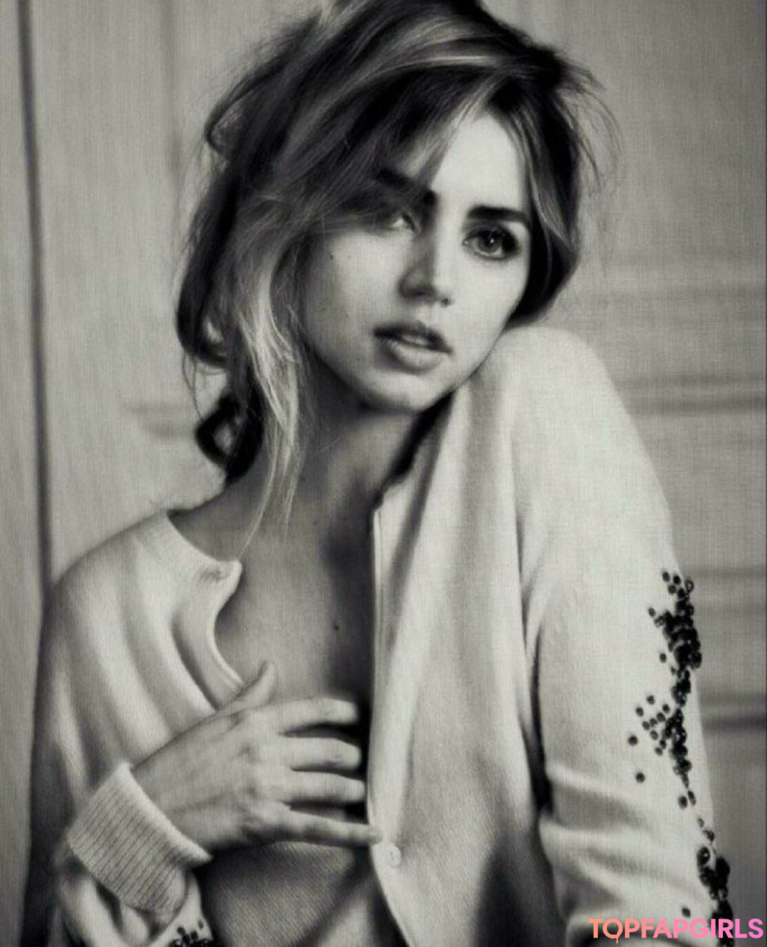 Foto desnuda filtrada de OnlyFans de Ana De Armas #323 Foto desnuda filtrada de OnlyFans de Ana De Armas #323