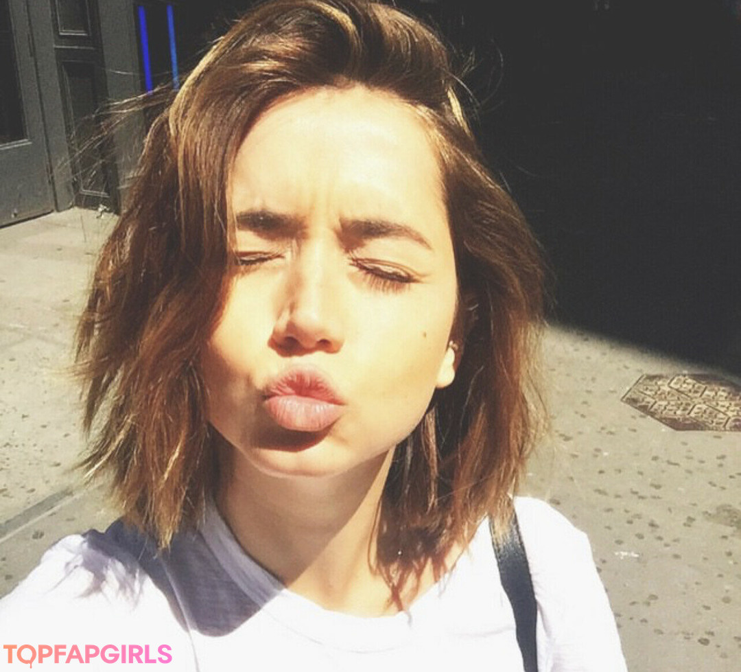 Foto desnuda filtrada de OnlyFans de Ana De Armas #873 Foto desnuda filtrada de OnlyFans de Ana De Armas #873