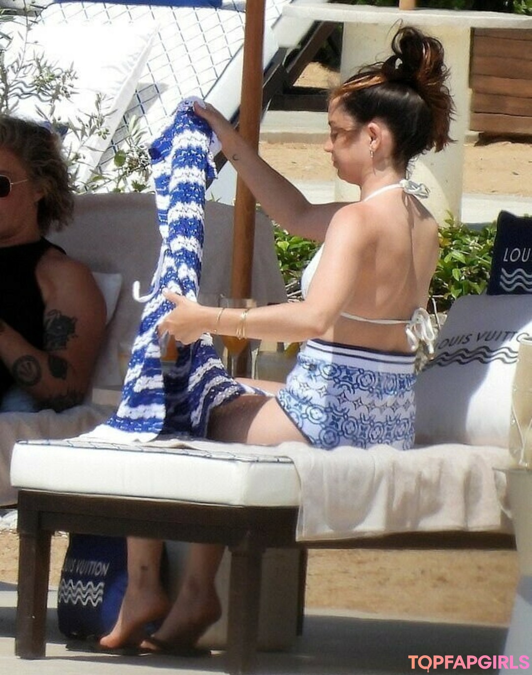 Foto desnuda filtrada de OnlyFans de Ana De Armas #894 Foto desnuda filtrada de OnlyFans de Ana De Armas #894