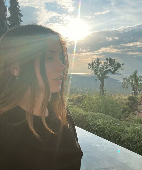 Ana De Armas