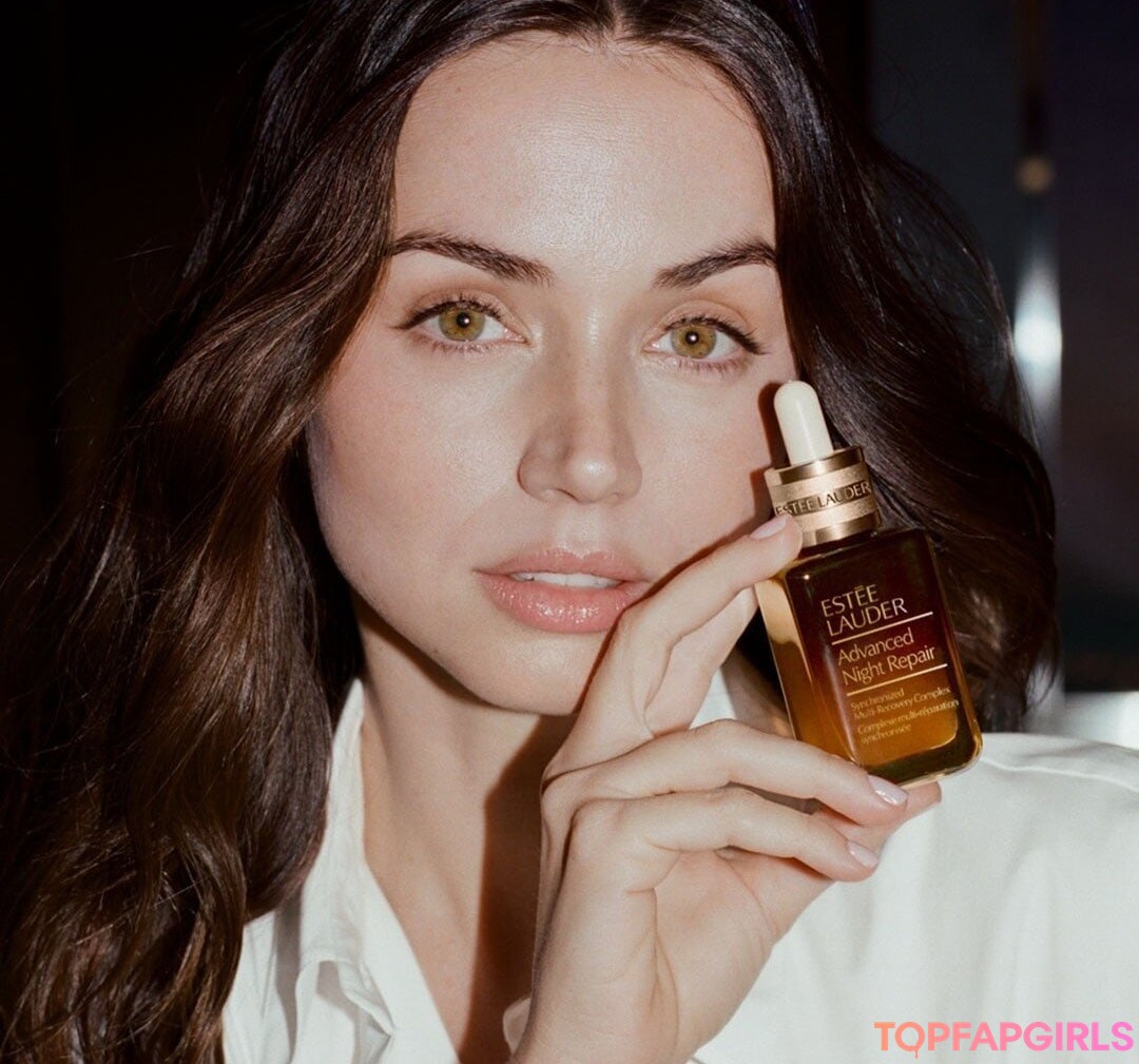 Foto desnuda filtrada de OnlyFans de Ana De Armas #959 Foto desnuda filtrada de OnlyFans de Ana De Armas #959