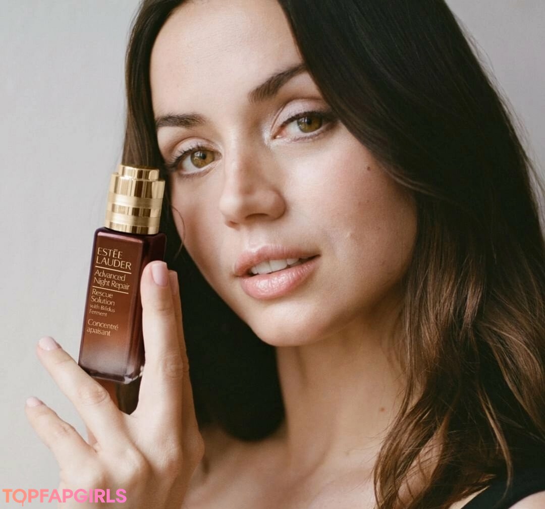 Foto desnuda filtrada de OnlyFans de Ana De Armas #964 Foto desnuda filtrada de OnlyFans de Ana De Armas #964