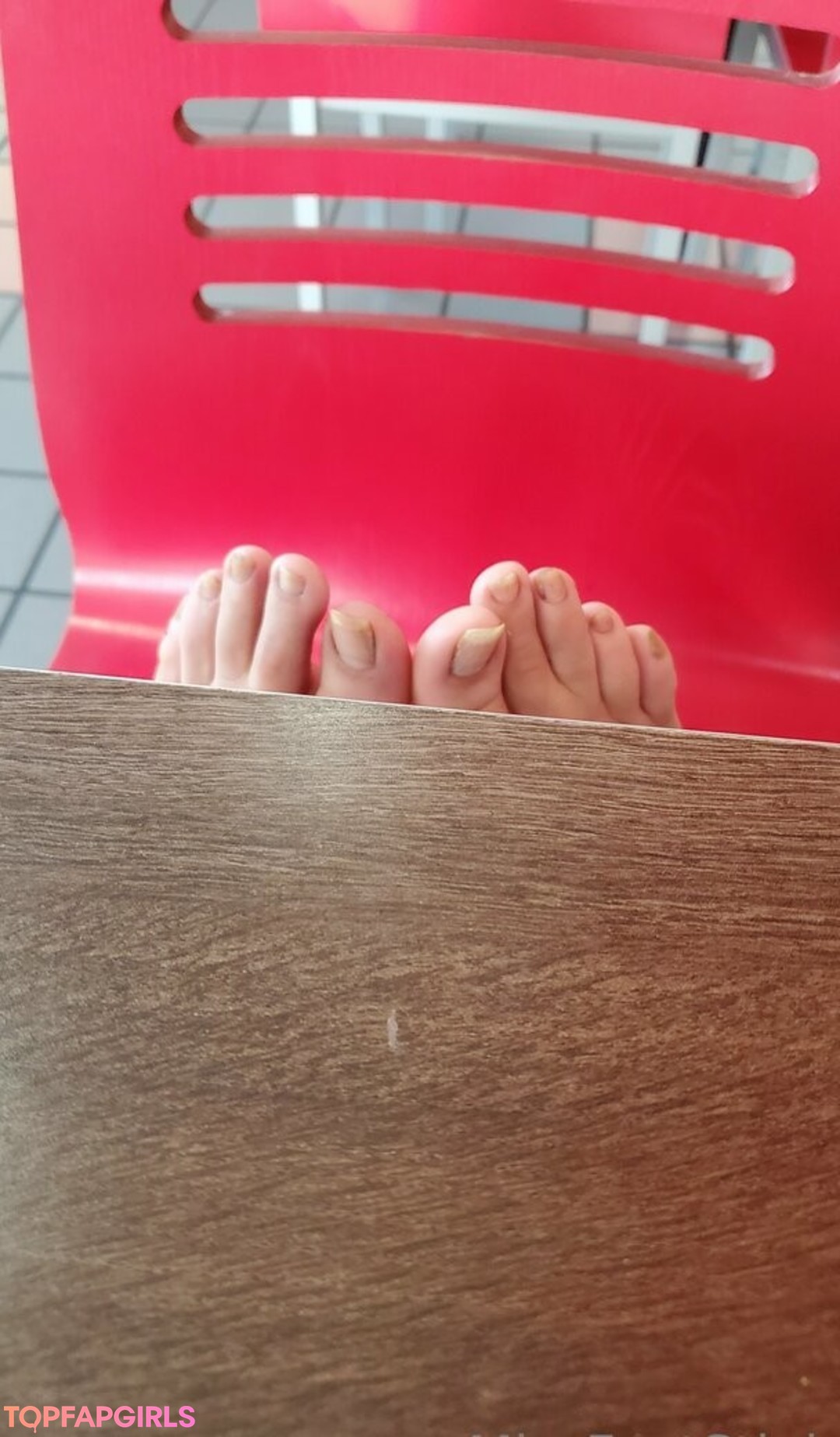 Foto desnuda filtrada de OnlyFans de Missfeetstink #46 Foto desnuda filtrada de OnlyFans de Missfeetstink #46