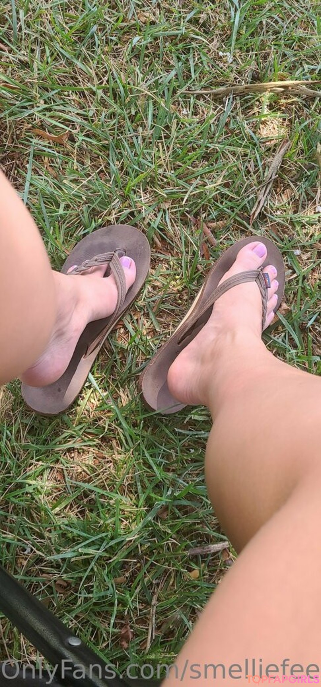 Foto desnuda filtrada de OnlyFans de Smelliefeetsweetie #114 Foto desnuda filtrada de OnlyFans de Smelliefeetsweetie #114