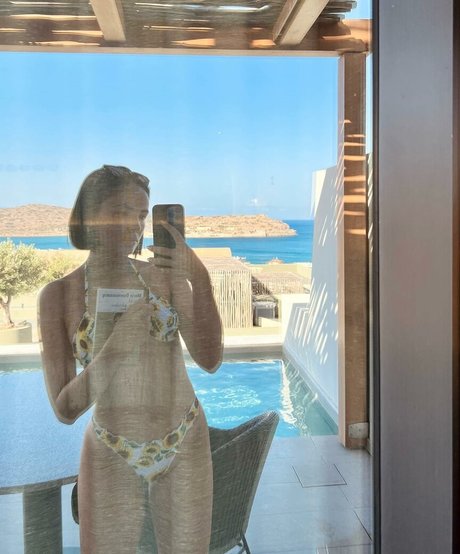 Foto desnuda filtrada de OnlyFans de Agathe Auproux