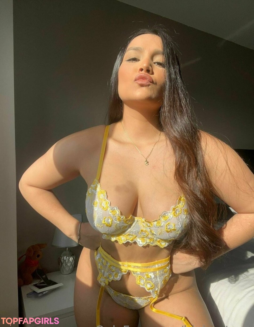 Foto desnuda filtrada de OnlyFans de Bigbootyx1 #582 Foto desnuda filtrada de OnlyFans de Bigbootyx1 #582