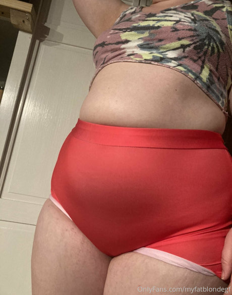 Foto desnuda filtrada de OnlyFans de Myfatblondegf