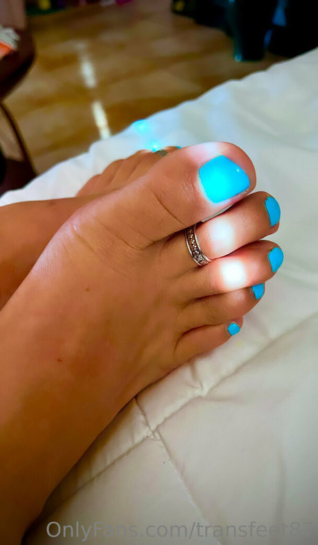 Tgirlfeet35