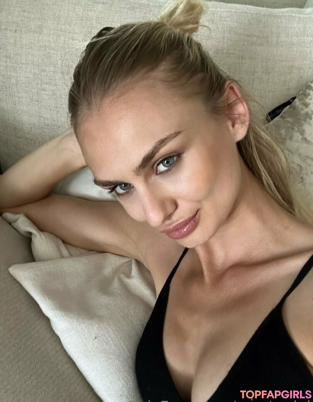 Foto desnuda filtrada de OnlyFans de Gigixgossiptalk #16 Foto desnuda filtrada de OnlyFans de Gigixgossiptalk #16
