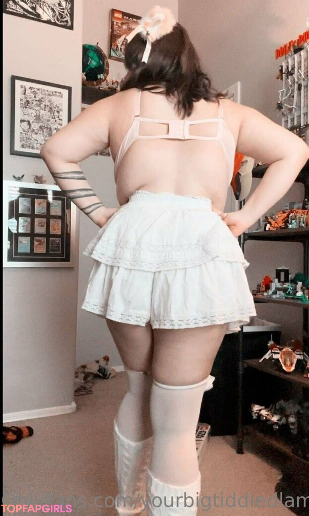 Foto desnuda filtrada de OnlyFans de Yourbigtiddiedlamb #22 Foto desnuda filtrada de OnlyFans de Yourbigtiddiedlamb #22