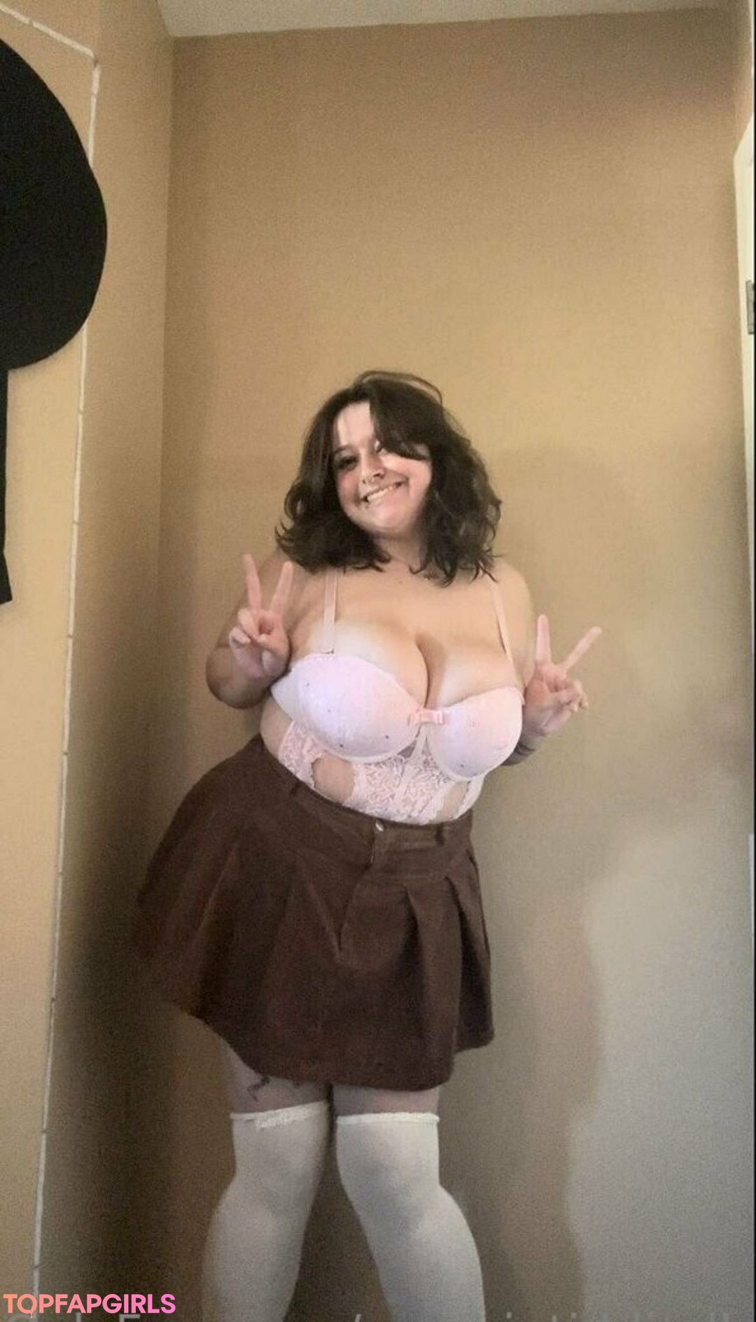 Foto desnuda filtrada de OnlyFans de Yourbigtiddiedlamb #58 Foto desnuda filtrada de OnlyFans de Yourbigtiddiedlamb #58