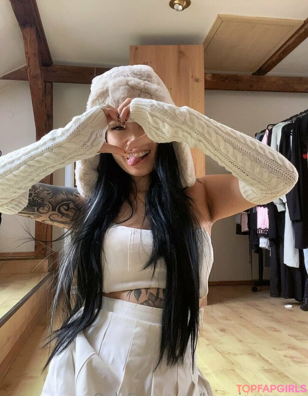 Foto desnuda filtrada de OnlyFans de Reallingxiaoyuuu #42 Foto desnuda filtrada de OnlyFans de Reallingxiaoyuuu #42