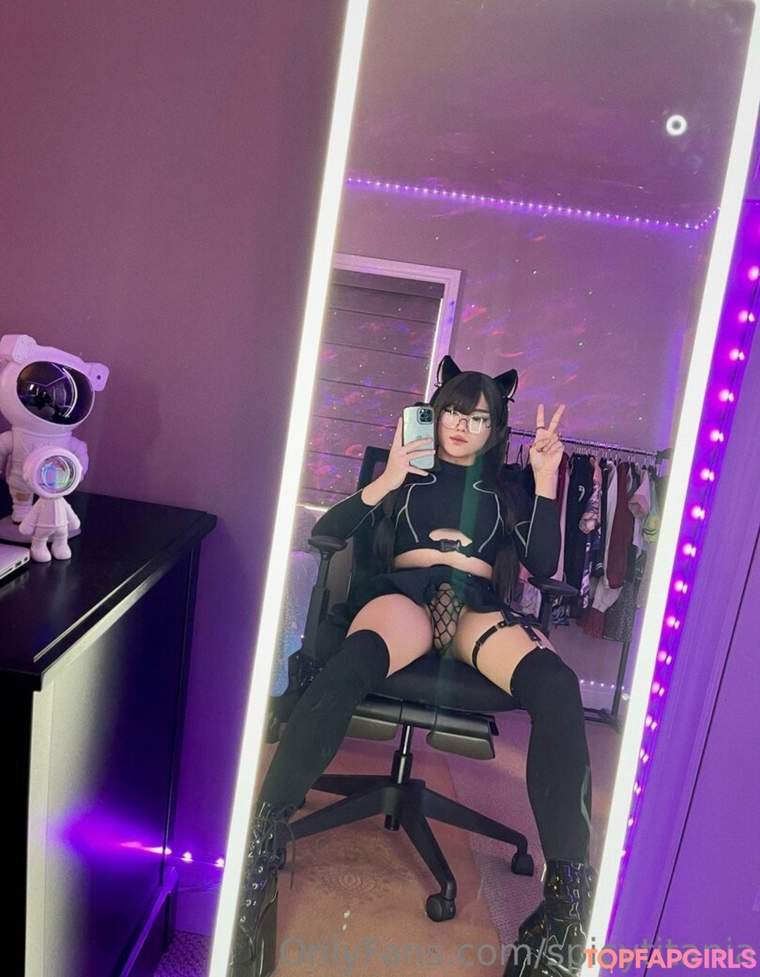 Foto desnuda filtrada de OnlyFans de Spicytitania #108 Foto desnuda filtrada de OnlyFans de Spicytitania #108
