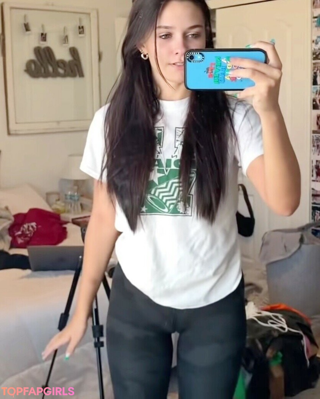 Foto desnuda filtrada de OnlyFans de Emma Marie #48 Foto desnuda filtrada de OnlyFans de Emma Marie #48