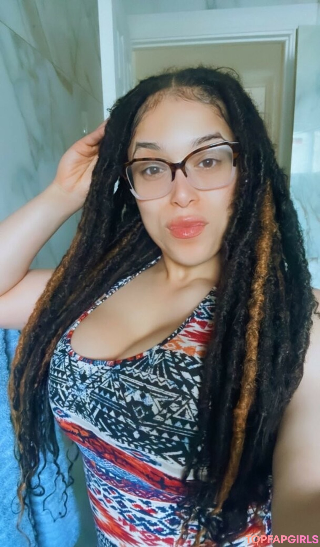 Foto desnuda filtrada de OnlyFans de Safiyaswrld #45 Foto desnuda filtrada de OnlyFans de Safiyaswrld #45