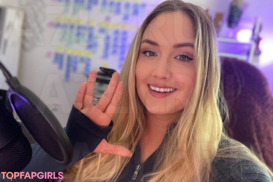 Foto desnuda filtrada de OnlyFans de Naomi Kyle #35 Foto desnuda filtrada de OnlyFans de Naomi Kyle #35