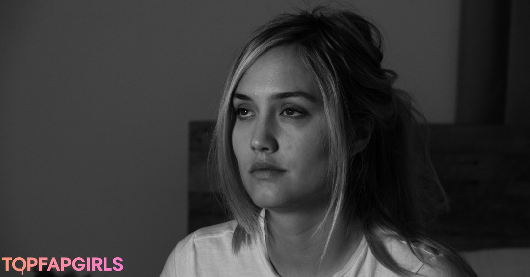 Foto desnuda filtrada de OnlyFans de Naomi Kyle #60 Foto desnuda filtrada de OnlyFans de Naomi Kyle #60