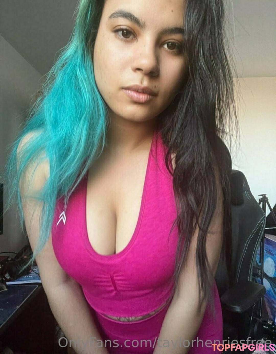 Foto desnuda filtrada de OnlyFans de Taylorhenriesfree #192 Foto desnuda filtrada de OnlyFans de Taylorhenriesfree #192