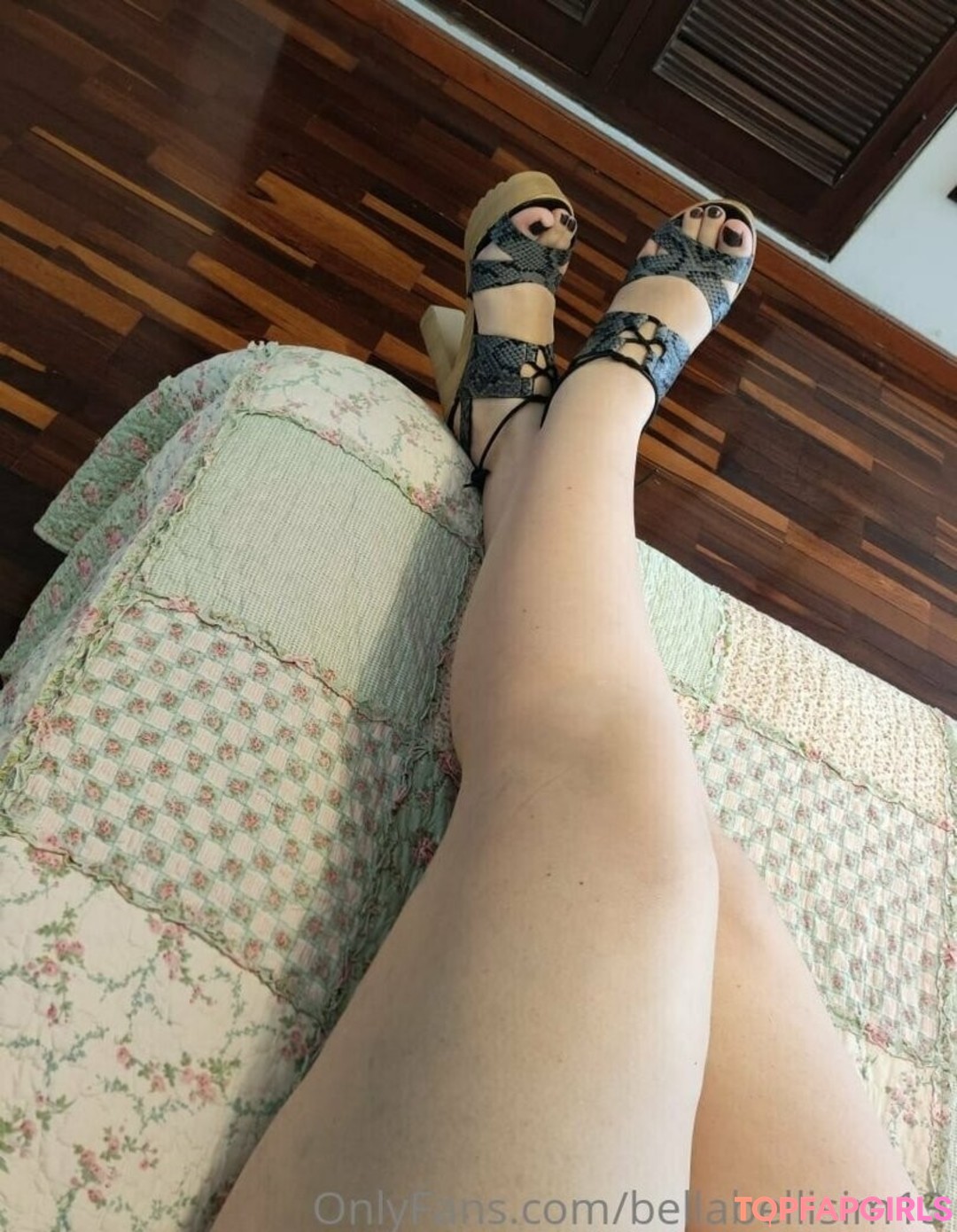 Foto desnuda filtrada de OnlyFans de Bellabellisim13 #19 Foto desnuda filtrada de OnlyFans de Bellabellisim13 #19