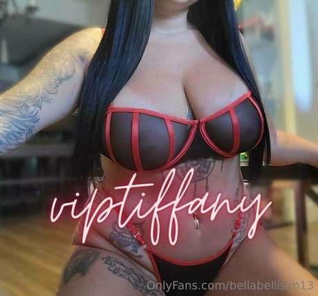 Foto desnuda filtrada de OnlyFans de Bellabellisim13