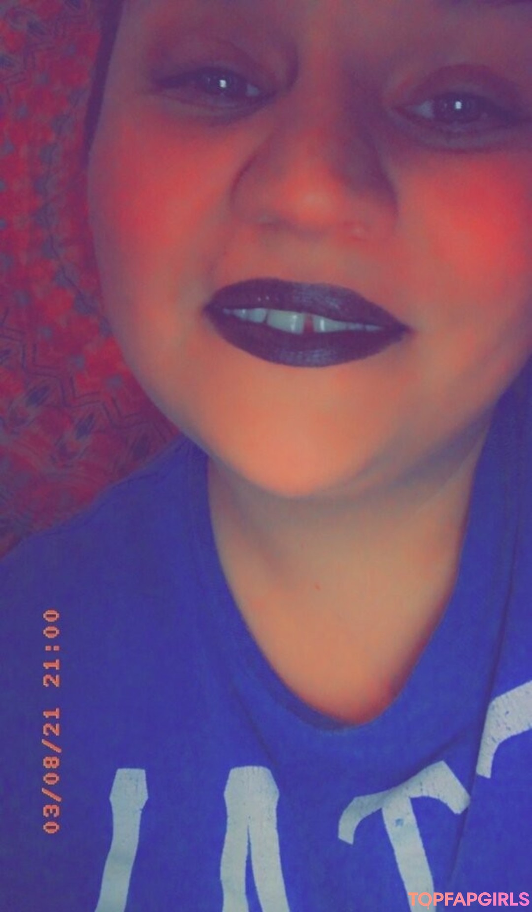 Foto desnuda filtrada de OnlyFans de Begformolly #21 Foto desnuda filtrada de OnlyFans de Begformolly #21