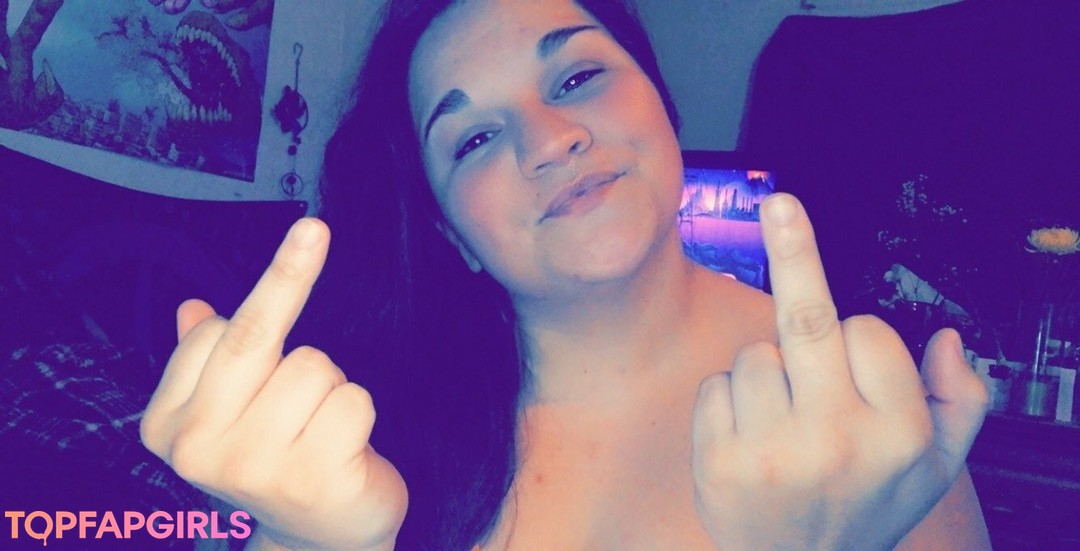 Foto desnuda filtrada de OnlyFans de Begformolly #32 Foto desnuda filtrada de OnlyFans de Begformolly #32