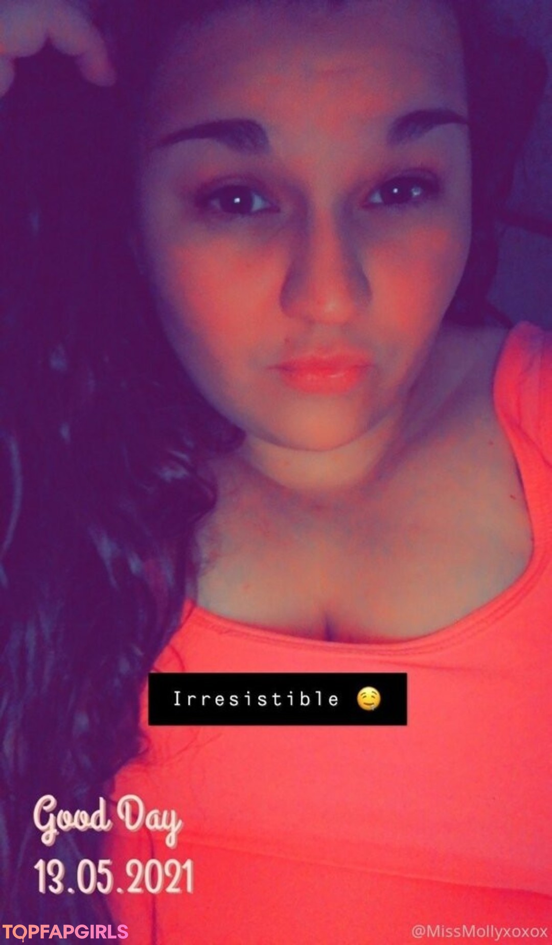 Foto desnuda filtrada de OnlyFans de Begformolly #34 Foto desnuda filtrada de OnlyFans de Begformolly #34