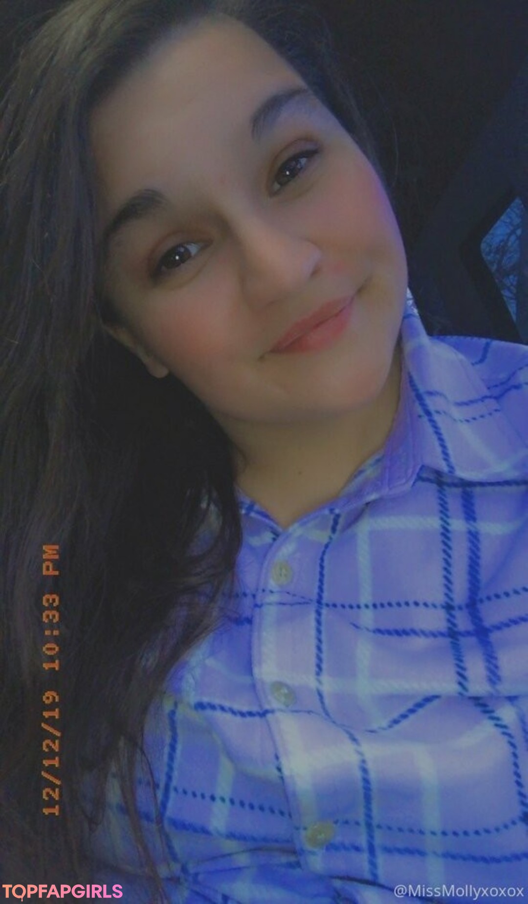 Foto desnuda filtrada de OnlyFans de Begformolly #4 Foto desnuda filtrada de OnlyFans de Begformolly #4