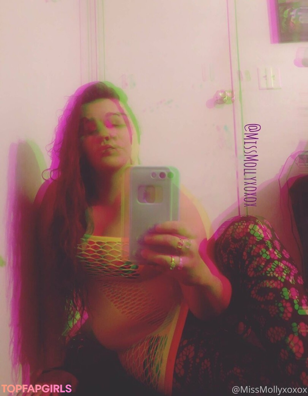 Foto desnuda filtrada de OnlyFans de Begformolly #58 Foto desnuda filtrada de OnlyFans de Begformolly #58