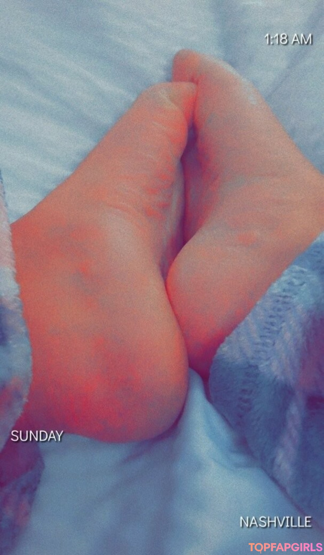 Foto desnuda filtrada de OnlyFans de Begformolly #68 Foto desnuda filtrada de OnlyFans de Begformolly #68