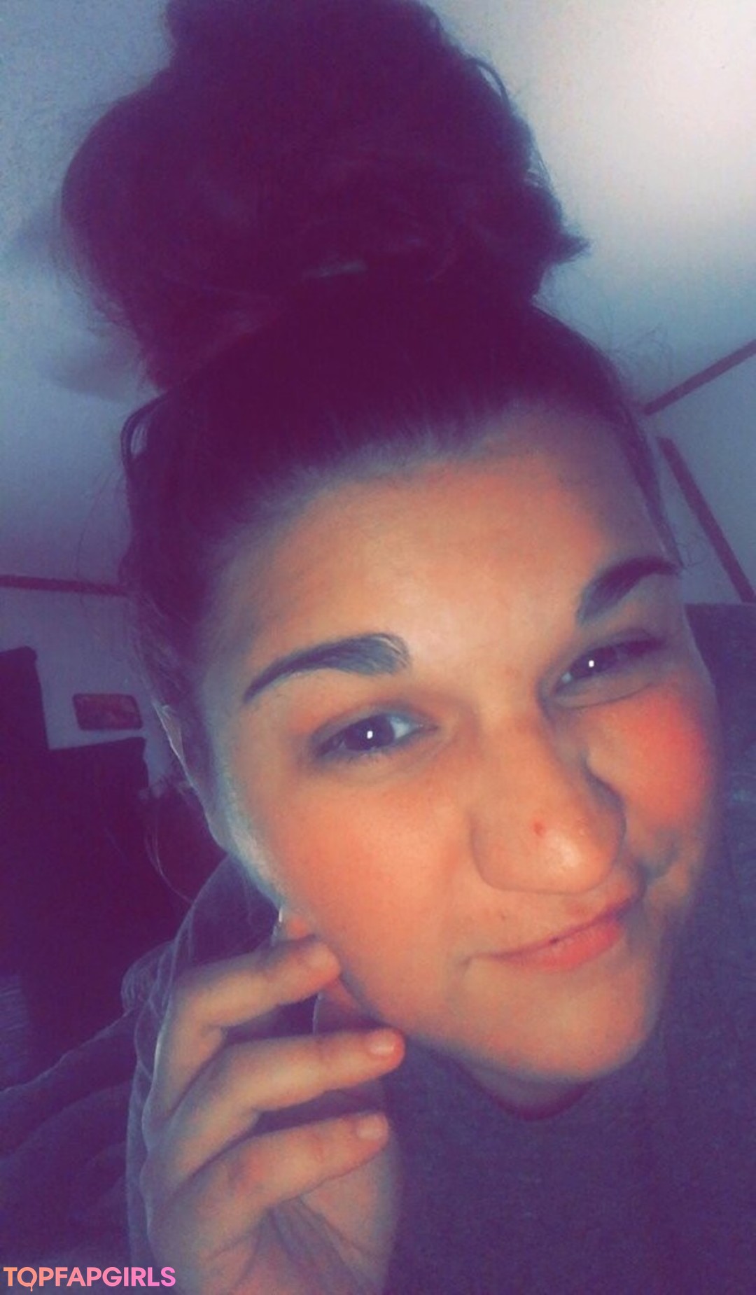 Foto desnuda filtrada de OnlyFans de Begformolly #70 Foto desnuda filtrada de OnlyFans de Begformolly #70