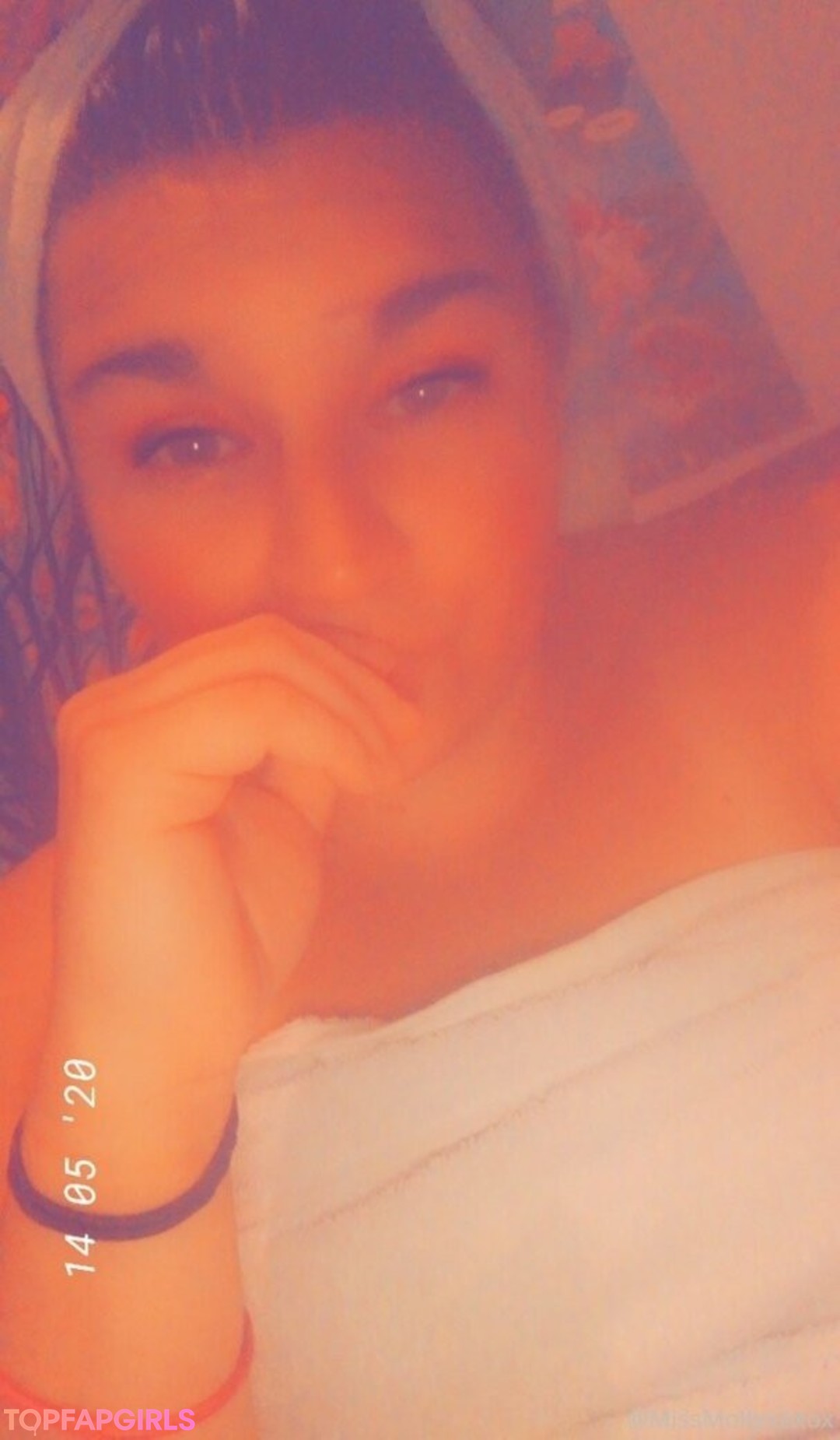 Foto desnuda filtrada de OnlyFans de Begformolly #89 Foto desnuda filtrada de OnlyFans de Begformolly #89