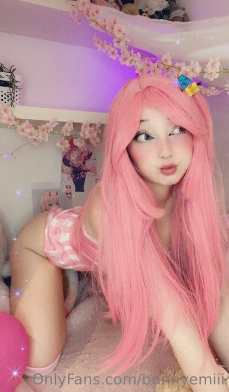 Foto desnuda filtrada de OnlyFans de Bunnyemiii