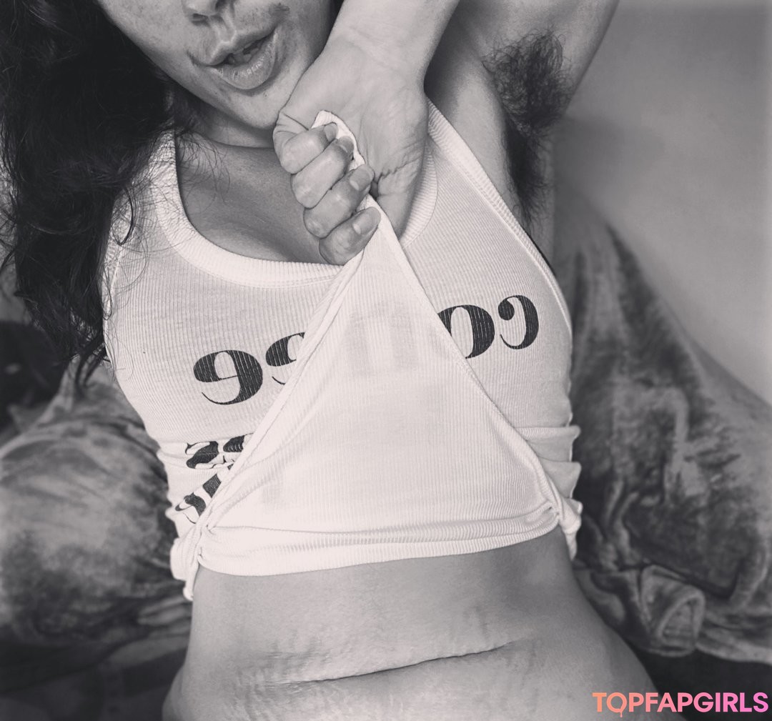Foto desnuda filtrada de OnlyFans de Scarlet Labelle #108 Foto desnuda filtrada de OnlyFans de Scarlet Labelle #108
