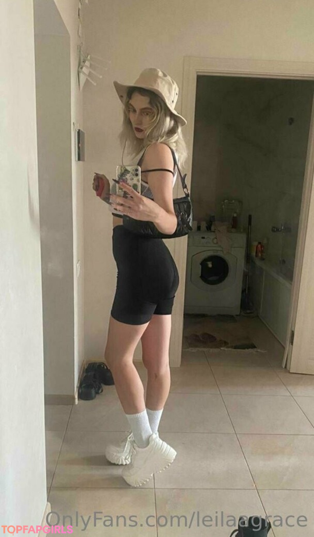 Foto desnuda filtrada de OnlyFans de Leilaagrace #42 Foto desnuda filtrada de OnlyFans de Leilaagrace #42