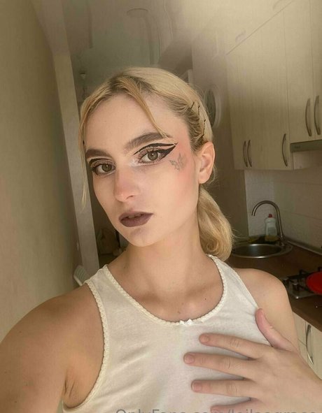 Foto desnuda filtrada de OnlyFans de Leilaagrace