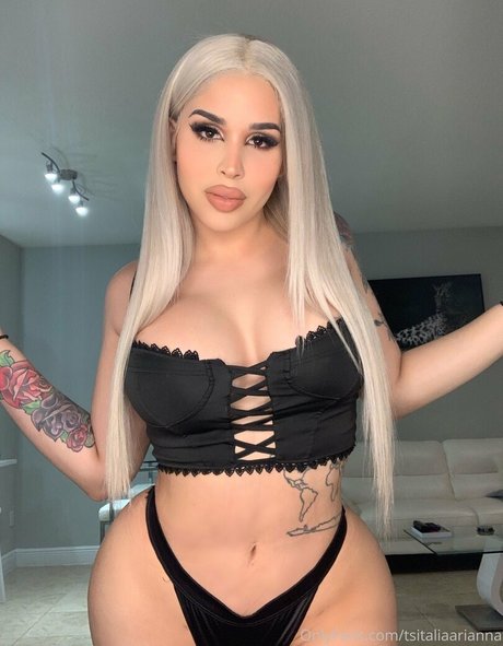 Foto desnuda filtrada de OnlyFans de Tsitaliaarianna