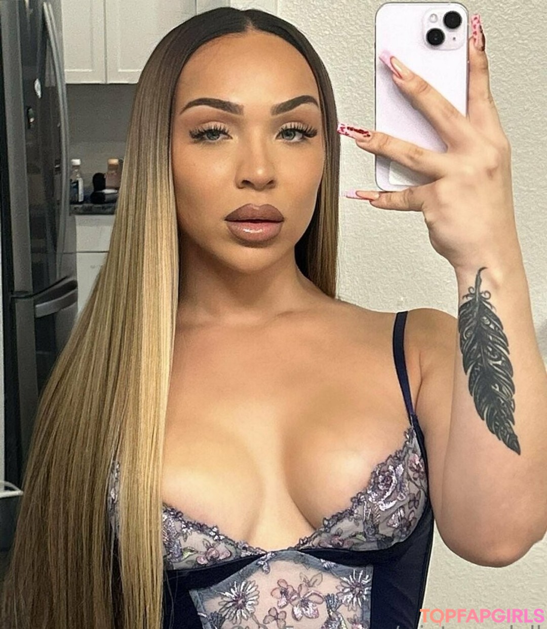 Foto desnuda filtrada de OnlyFans de Winterxxdoll #49 Foto desnuda filtrada de OnlyFans de Winterxxdoll #49