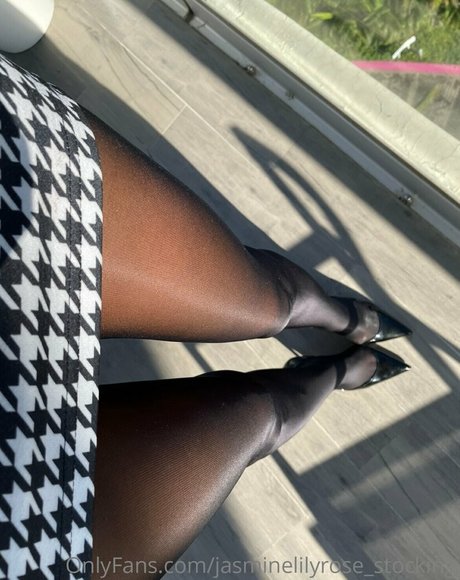 Jasminelilyrose_stocking