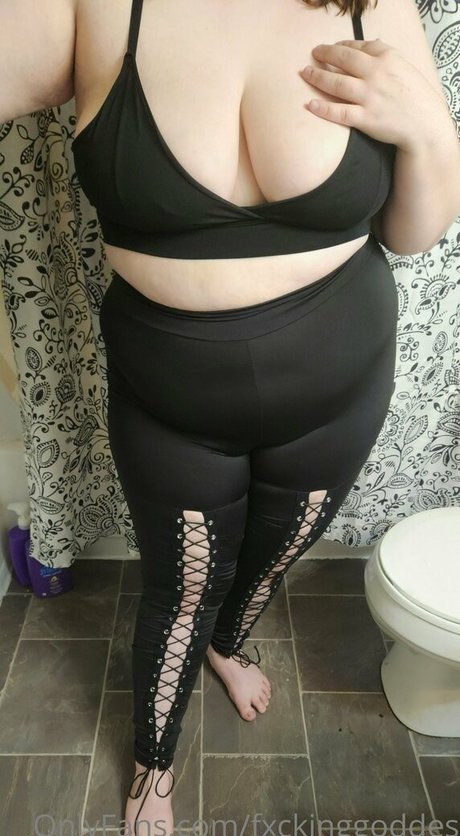 Foto desnuda filtrada de OnlyFans de Fxckinggoddes