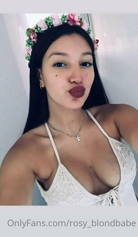 Rosy_blondbabe