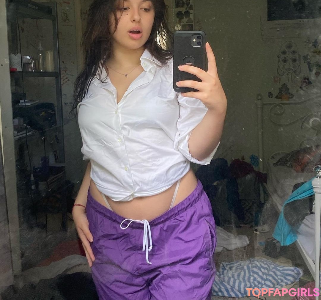 Foto desnuda filtrada de OnlyFans de Maddy Adderley #2 Foto desnuda filtrada de OnlyFans de Maddy Adderley #2