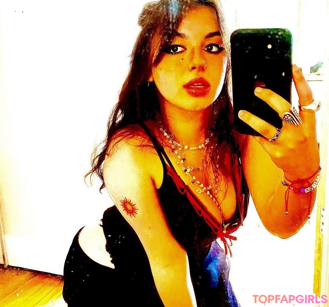 Foto desnuda filtrada de OnlyFans de Maddy Adderley #30 Foto desnuda filtrada de OnlyFans de Maddy Adderley #30