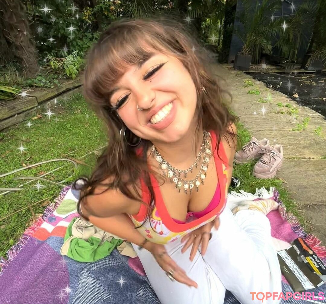 Foto desnuda filtrada de OnlyFans de Maddy Adderley #91 Foto desnuda filtrada de OnlyFans de Maddy Adderley #91