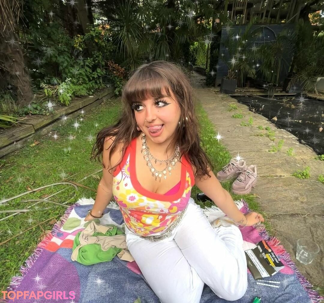 Foto desnuda filtrada de OnlyFans de Maddy Adderley #92 Foto desnuda filtrada de OnlyFans de Maddy Adderley #92