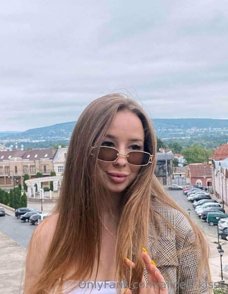 Alicee_kisss